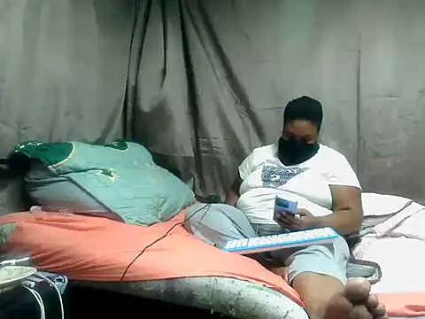 Berrylick online show from April 14, 2026, 7:57 am