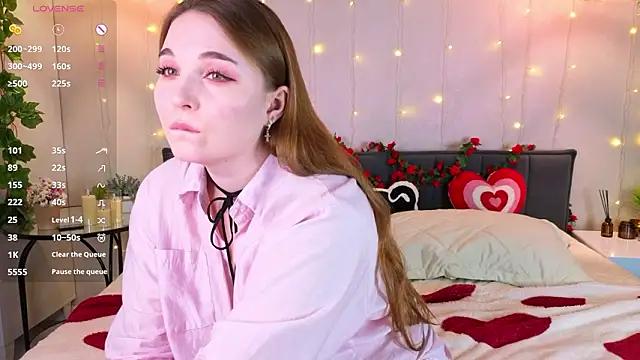 ConstanceHelms online show from February 25, 2026, 5:07 am