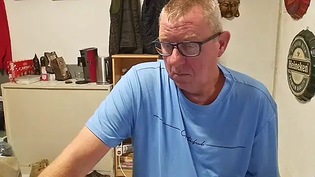 JamesBauer online show from April 12, 2026, 4:49 am