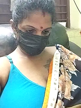 Snapshot of poojaa-rani chatting on December 4, 2025, 6:07 pm poojaa-rani online show from December 4, 2025, 6:07 pm