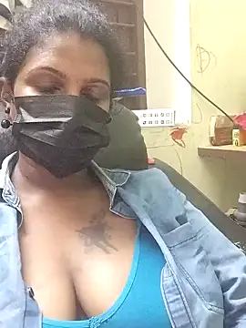 Snapshot of poojaa-rani chatting on October 31, 2025, 5:09 pm poojaa-rani online show from October 31, 2025, 5:09 pm