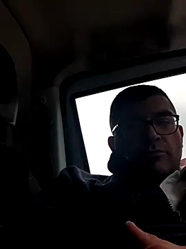 Snapshot of Maurzio@xh chatting on September 26, 2025, 12:12 pm Maurzioxh online show from September 26, 2025, 12:12 pm