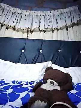 sexylira online show from March 30, 2026, 4:08 pm