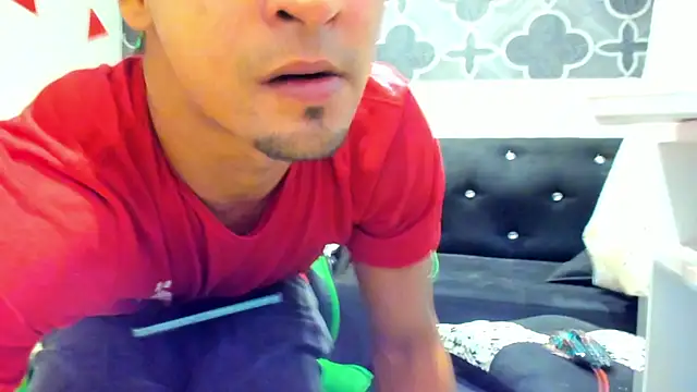 317894 online show from January 7, 2026, 1:32 am