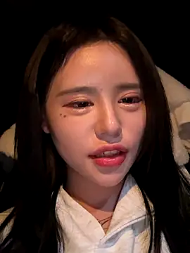 Snapshot of tangju7 chatting on November 16, 2025, 2:00 pm tangju7 online show from November 16, 2025, 2:00 pm