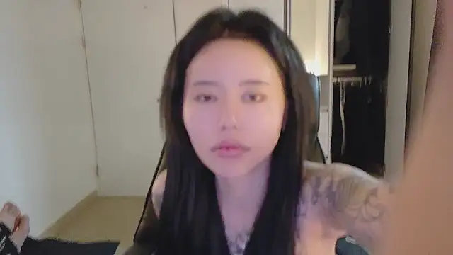 Snapshot of tangju7 chatting on December 3, 2025, 4:06 pm tangju7 online show from December 3, 2025, 4:06 pm