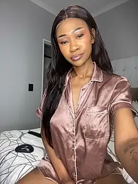 Snapshot of Candy_CaneXx chatting on October 7, 2025, 8:43 pm Candy CaneXx online show from October 7, 2025, 8:43 pm