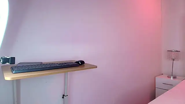 Lia adamsss online show from March 27, 2026, 3:37 am