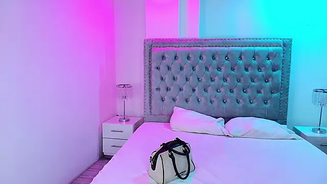 Lia adamsss online show from January 14, 2026, 3:43 am