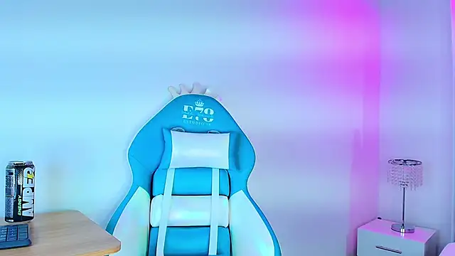 Lia adamsss online show from March 4, 2026, 3:36 am