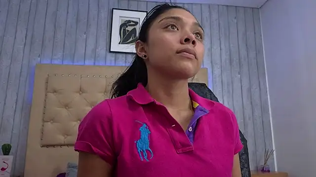 sharon sexy  online show from September 17, 2025, 6:43 pm