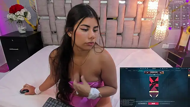 Snapshot of IsaCutie chatting on March 18, 2025, 3:02 am IsaCutie online show from March 18, 2025, 3:02 am