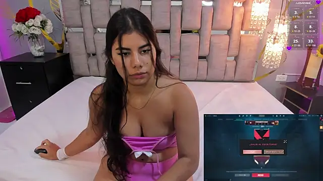 Snapshot of IsaCutie chatting on March 18, 2025, 8:26 pm IsaCutie online show from March 18, 2025, 8:26 pm