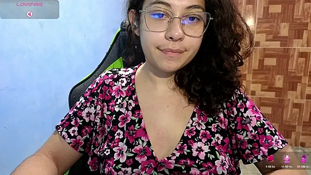 Snapshot of Mabbaldama chatting on September 20, 2025, 10:04 pm Mabbaldama online show from September 20, 2025, 10:04 pm