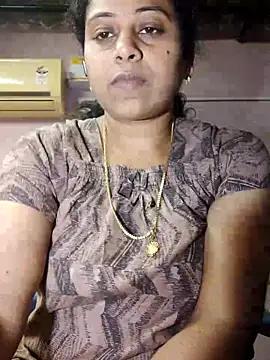 Snapshot of JENNIFERtamil chatting on November 27, 2025, 1:00 pm JENNIFERtamil online show from November 27, 2025, 1:00 pm