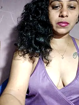 JENNIFERtamil online show from May 30, 2026, 8:47 pm