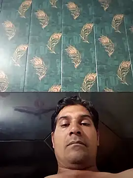johnny8731 online show from June 19, 2026, 4:57 pm