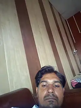 johnny8731 online show from September 28, 2025, 9:27 am