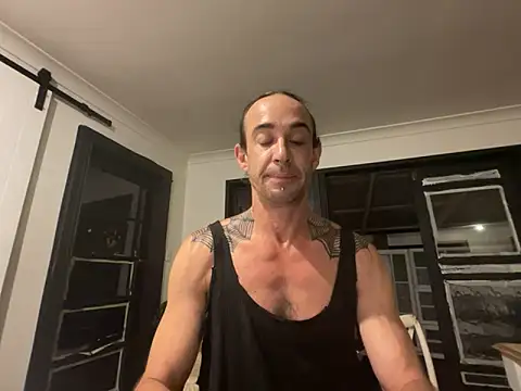 Snapshot of mastertittiefkr chatting on October 22, 2025, 9:42 am mastertittiefkr online show from October 22, 2025, 9:42 am