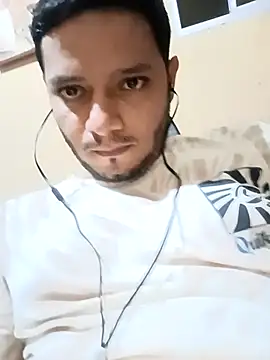 Snapshot of Hotbooy chatting on September 11, 2025, 7:08 am Hotbooy online show from September 11, 2025, 7:08 am