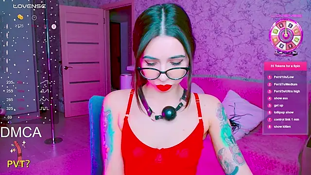 Snapshot of vinkiepinkie chatting on November 22, 2025, 5:01 pm vinkiepinkie online show from November 22, 2025, 5:01 pm