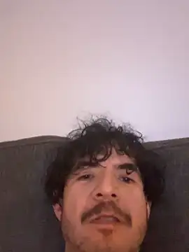 VicS119717 online show from March 19, 2025, 2:02 pm