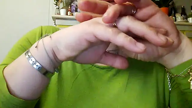 Snapshot of mimi19820 chatting on March 17, 2025, 8:18 am mimi19820 online show from March 17, 2025, 8:18 am