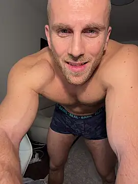 trainwithme online show from November 24, 2025, 9:53 am