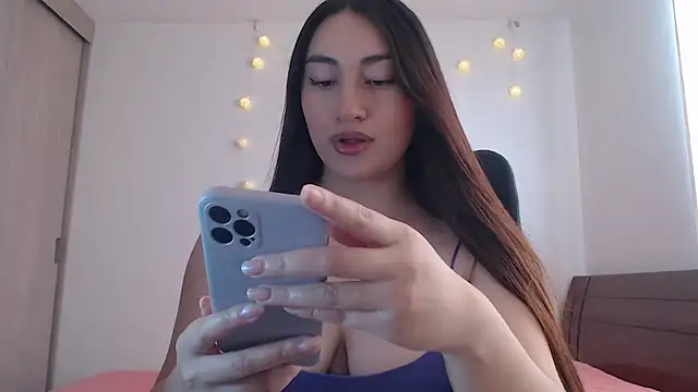 nalafoster online show from February 3, 2026, 3:28 pm