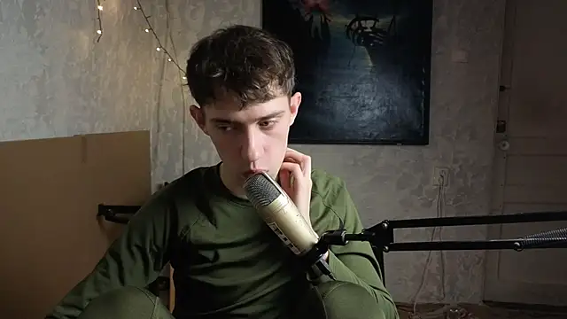 w0rkman online show from February 8, 2026, 7:33 pm
