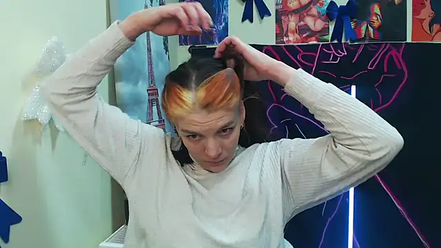 VanessaRey  online show from February 1, 2026, 7:50 am