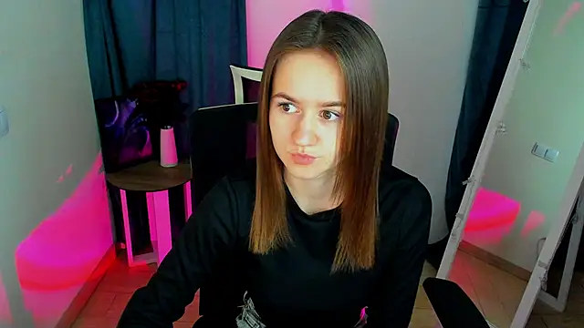 Snapshot of Catherine_e chatting on September 24, 2025, 6:25 pm Catherine e online show from September 24, 2025, 6:25 pm