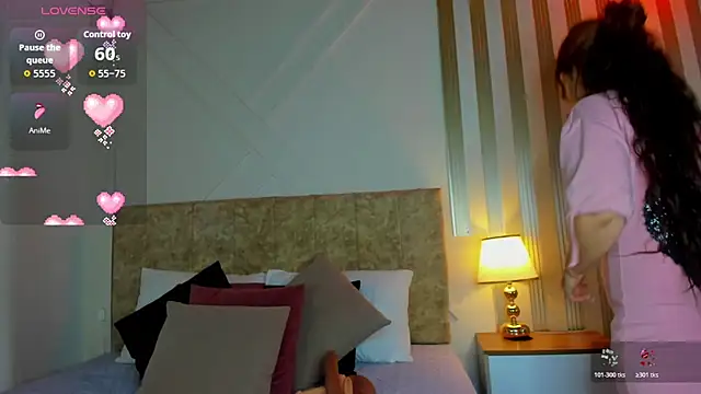 Snapshot of angelinarouse_ chatting on October 26, 2025, 2:45 am angelinarouse online show from October 26, 2025, 2:45 am