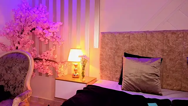 angelinarouse  online show from March 12, 2026, 3:45 am