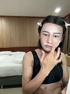 Rainbow-sweet online show from February 14, 2026, 10:37 am