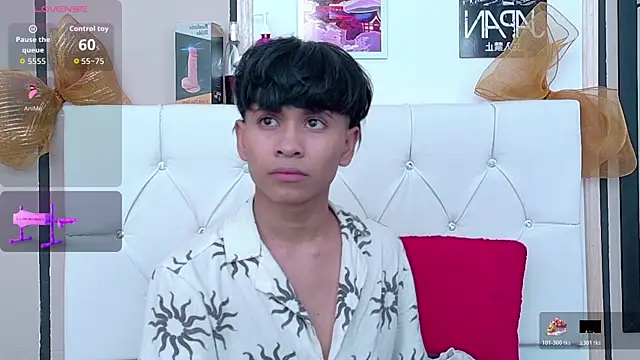 Snapshot of Ethan_Westt chatting on December 22, 2025, 8:31 pm Ethan Westt online show from December 22, 2025, 8:31 pm