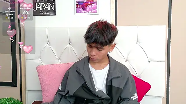 Ethan Westt online show from November 3, 2025, 2:09 pm