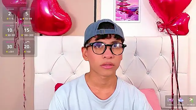 Snapshot of Ethan_Westt chatting on February 16, 2026, 8:07 pm Ethan Westt online show from February 16, 2026, 8:07 pm