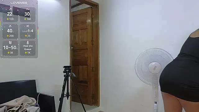 Danna williamss online show from November 27, 2025, 10:27 am