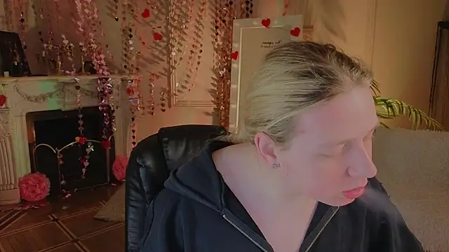 Jes Solar online show from February 28, 2026, 10:09 pm