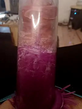 Snapshot of Tomassasdss chatting on December 4, 2025, 2:32 am Tomassasdss online show from December 4, 2025, 2:32 am