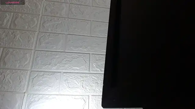 Snapshot of nei_girl chatting on February 19, 2026, 11:51 am nei girl online show from February 19, 2026, 11:51 am