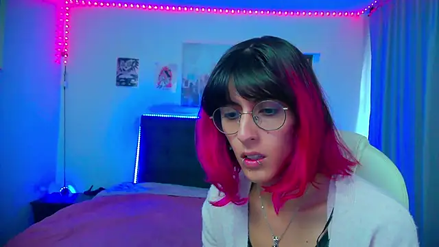 goth minerva online show from February 16, 2026, 1:32 pm