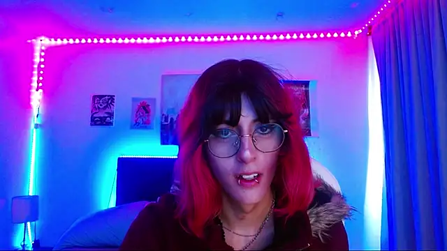 goth minerva online show from December 4, 2025, 1:21 pm