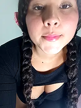 Snapshot of daika31 chatting on November 1, 2025, 3:46 am daika31 online show from November 1, 2025, 3:46 am