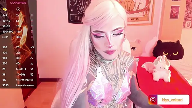 Snapshot of MissVolturii chatting on March 21, 2025, 8:29 pm MissVolturii online show from March 21, 2025, 8:29 pm