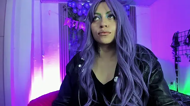 Snapshot of midory_ chatting on November 28, 2025, 3:28 am midory online show from November 28, 2025, 3:28 am