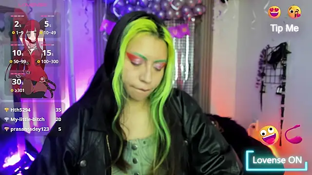 Snapshot of midory_ chatting on November 5, 2025, 4:37 am midory online show from November 5, 2025, 4:37 am