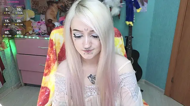 Snapshot of Manuela_unicorn chatting on November 15, 2025, 8:13 pm Manuela unicorn online show from November 15, 2025, 8:13 pm