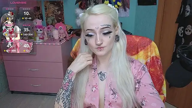 Manuela unicorn online show from May 24, 2026, 8:53 pm